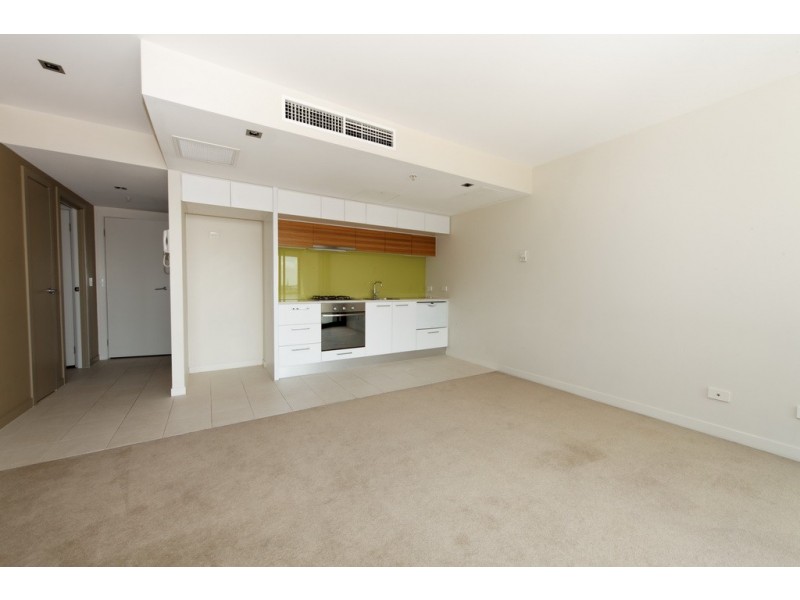 611/100 Harbour Esplanade, Docklands VIC 3008