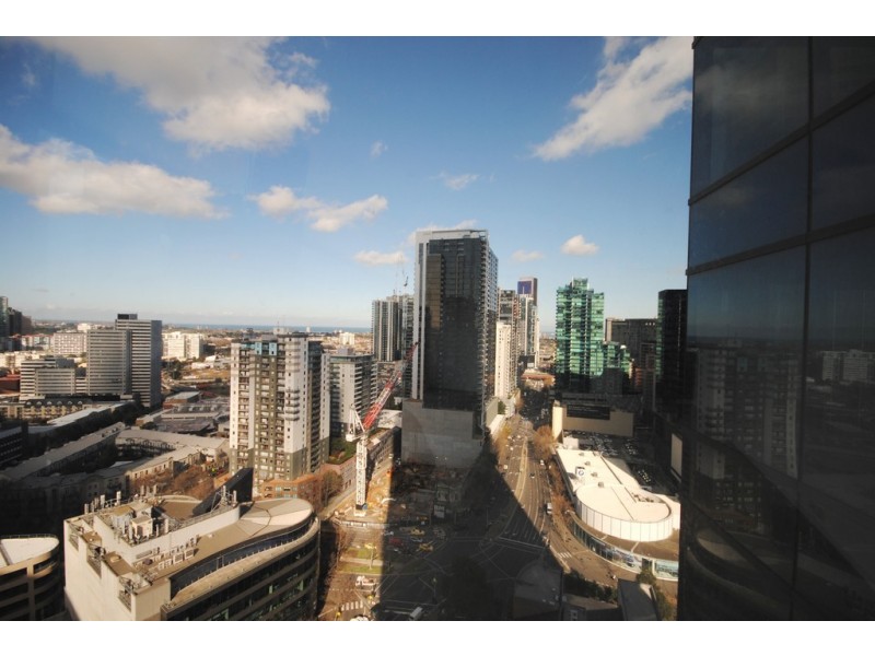 2402/7 Riverside Quay, Southbank VIC 3006