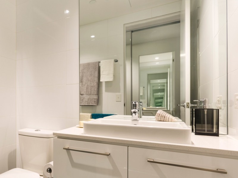 REF 2K/618 Lonsdale Street, Melbourne VIC 3000