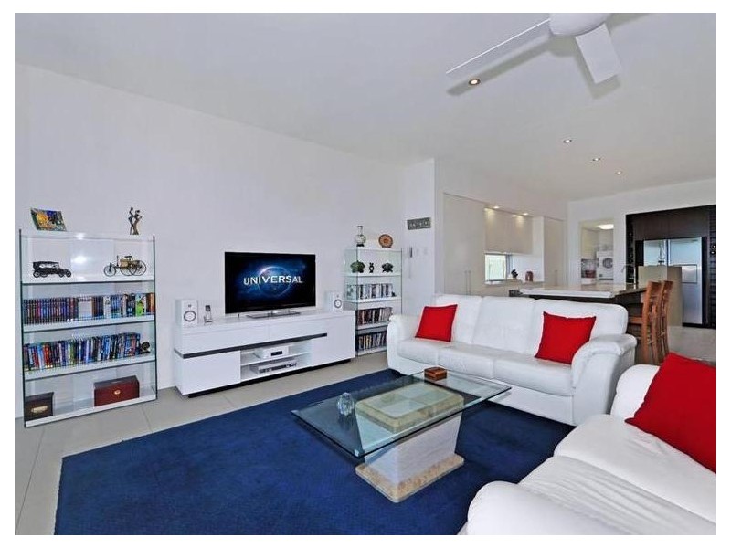7527 Springfield Drive, Hope Island QLD 4212