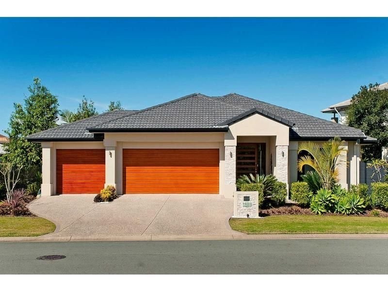 2523 Gracemere Cct Nth, Hope Island QLD 4212