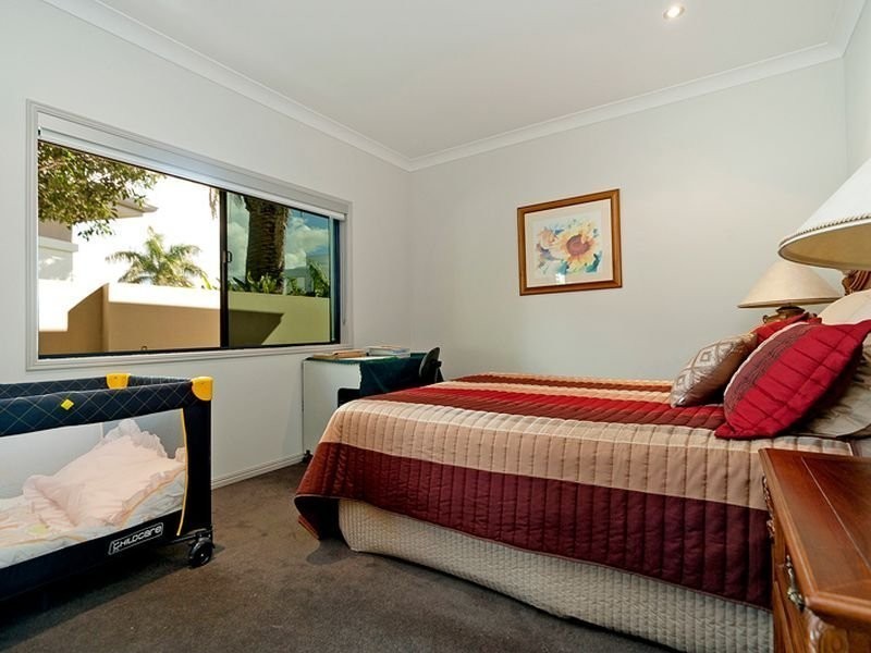 2523 Gracemere Cct Nth, Hope Island QLD 4212