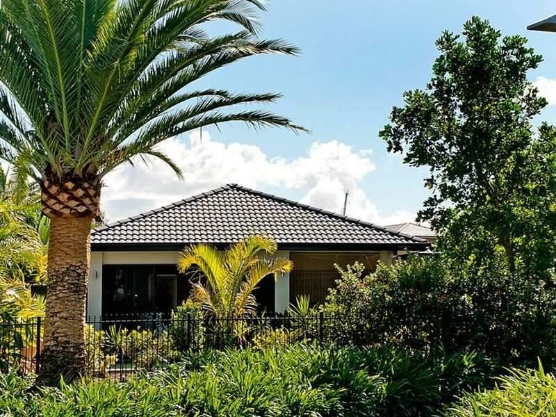 2523 Gracemere Cct Nth, Hope Island QLD 4212