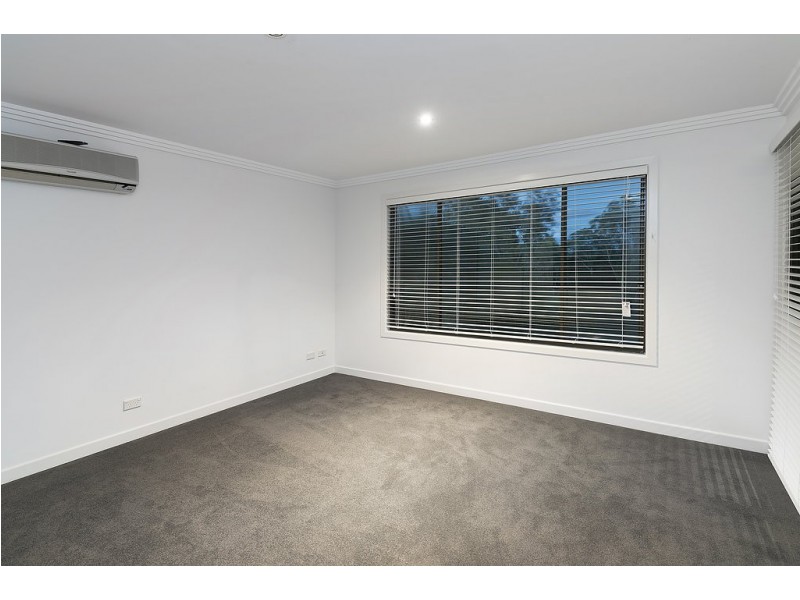 23 Champagne Blvd, Helensvale QLD 4212