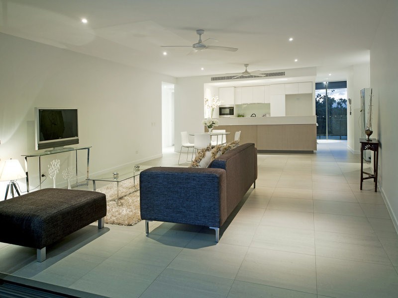 4502/323 Bayview Street, Hollywell QLD 4216