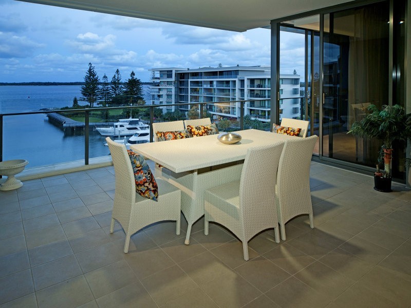 4502/323 Bayview Street, Hollywell QLD 4216