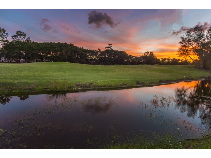 8871 Magnolia Drive East, Hope Island QLD 4212