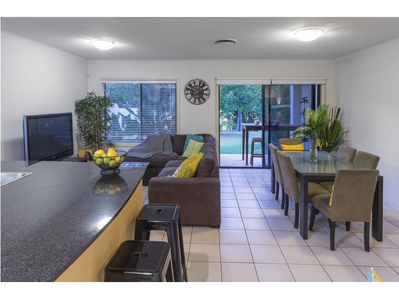 8871 Magnolia Drive East, Hope Island QLD 4212