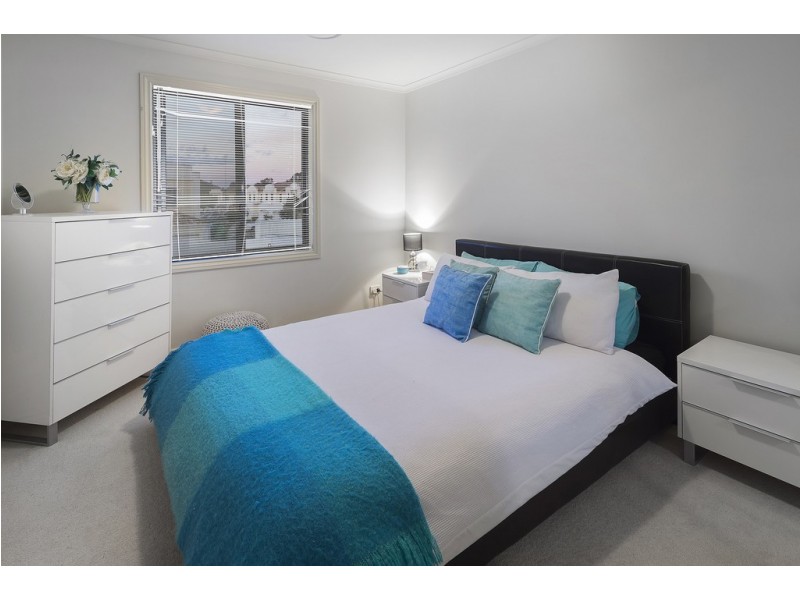 8871 Magnolia Drive East, Hope Island QLD 4212