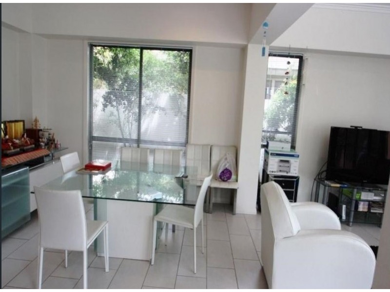 6135 Vico Avenue, Hope Island QLD 4212