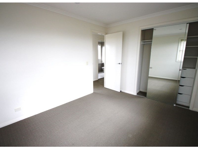 6135 Vico Avenue, Hope Island QLD 4212