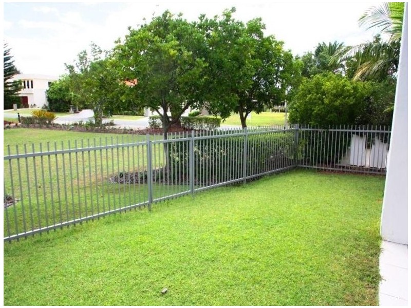 6135 Vico Avenue, Hope Island QLD 4212