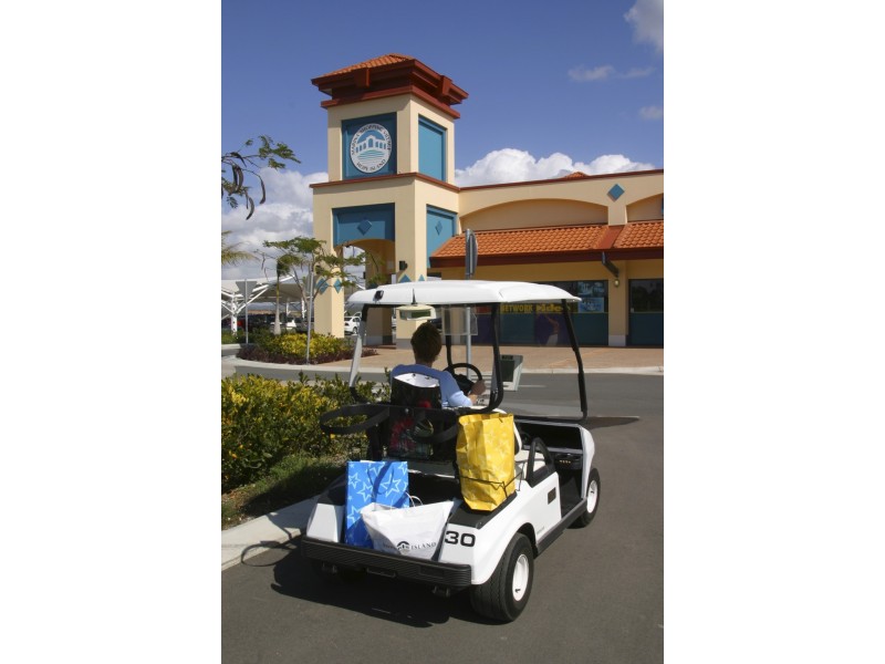 6135 Vico Avenue, Hope Island QLD 4212