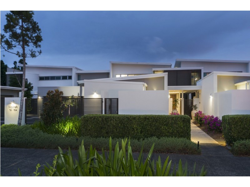 7504 Springfield Drive, Hope Island QLD 4212