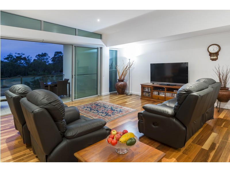 7504 Springfield Drive, Hope Island QLD 4212