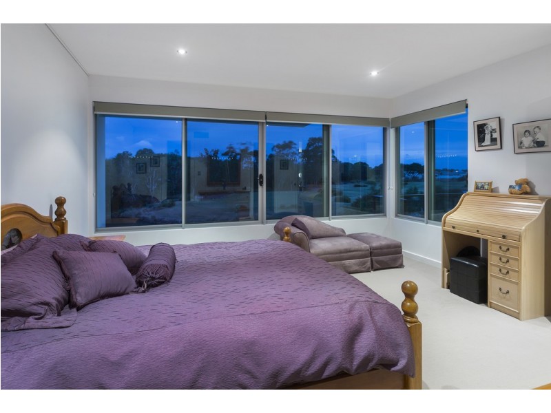 7504 Springfield Drive, Hope Island QLD 4212