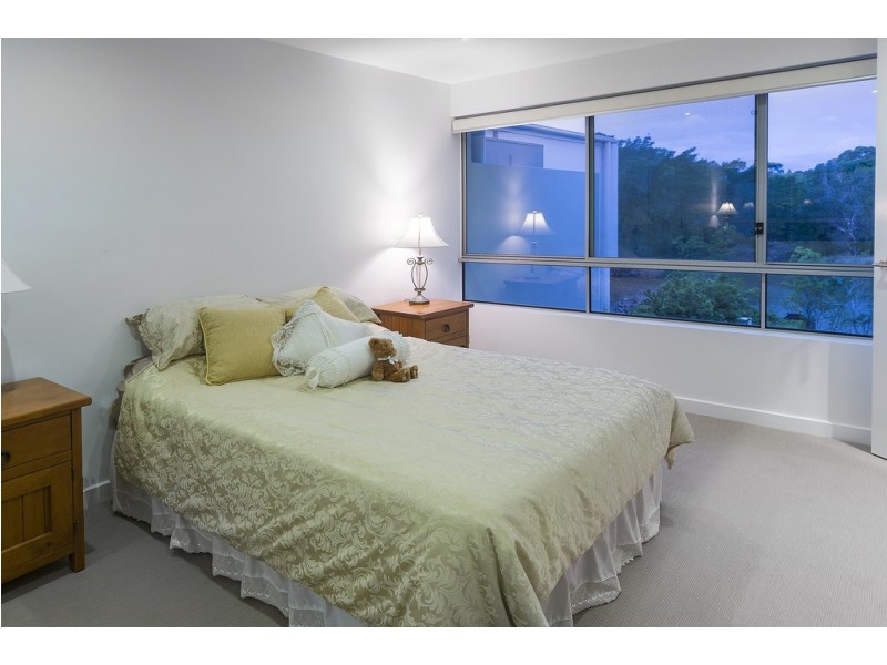 7504 Springfield Drive, Hope Island QLD 4212