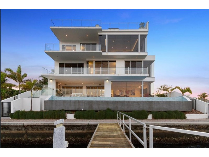 46 Knightsbridge Parade East, Sovereign Islands QLD 4216