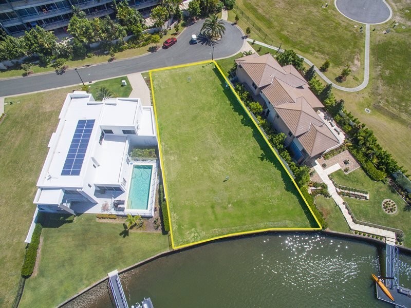 7425 Ellensbrook Drive, Hope Island QLD 4212