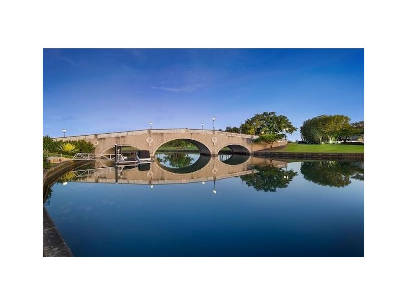 7425 Ellensbrook Drive, Hope Island QLD 4212