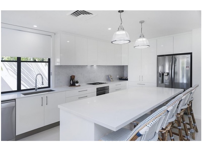 6157 Bolsena Cct, Hope Island QLD 4212