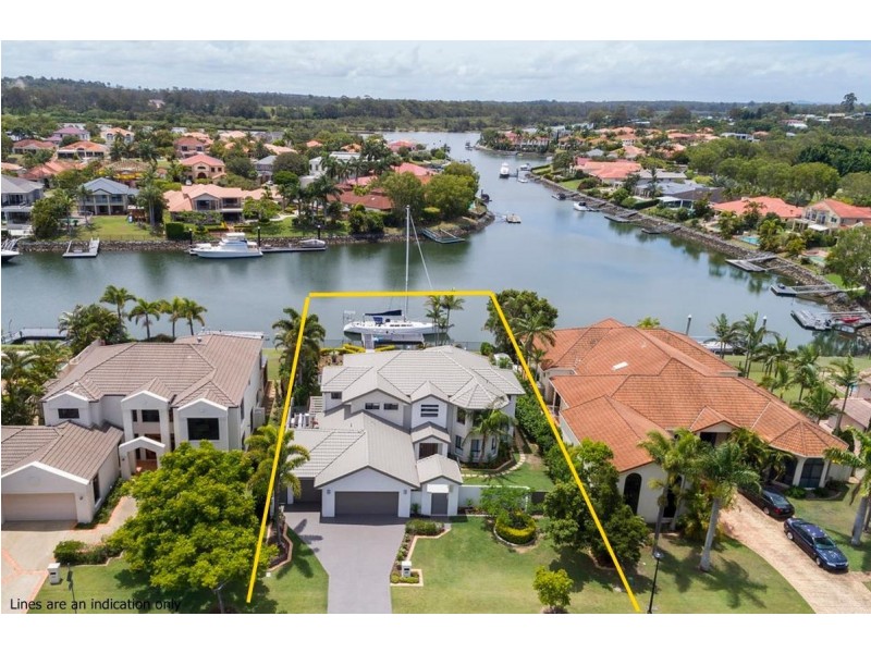 1055 Rosebank Way West, Hope Island QLD 4212