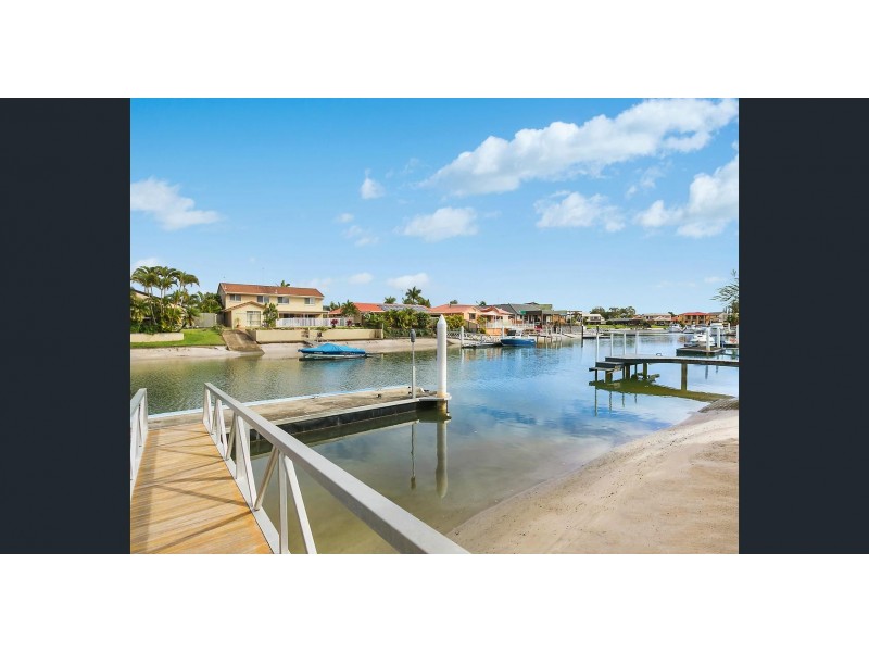 Paradise Point QLD 4216