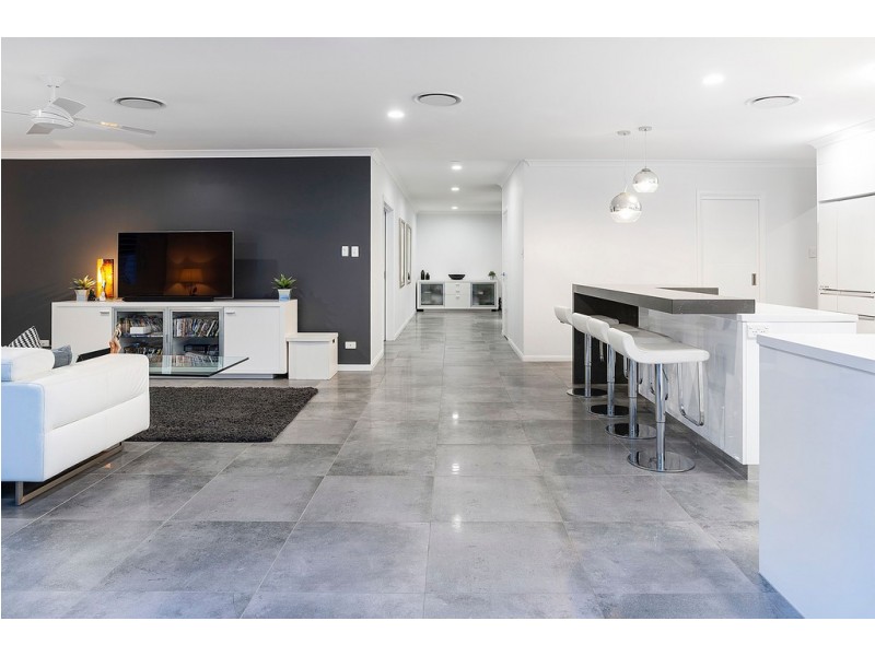 1/60 Caseys Road, Hope Island QLD 4212