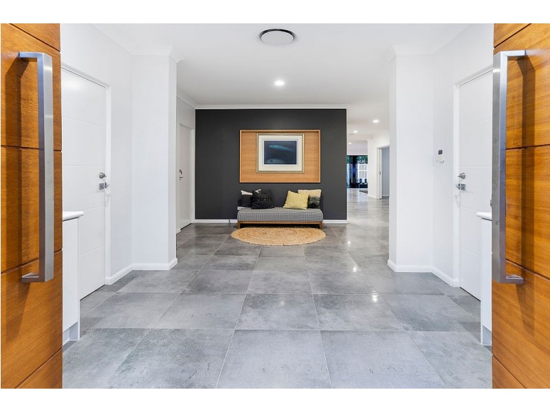 1/60 Caseys Road, Hope Island QLD 4212