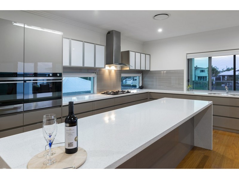 35 Southaven Drive, Helensvale QLD 4212