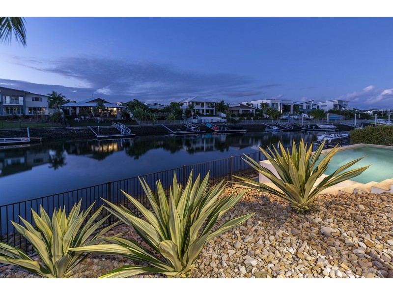 35 Southaven Drive, Helensvale QLD 4212