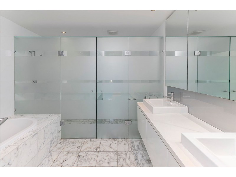 7505 Springfield Drive, Hope Island QLD 4212