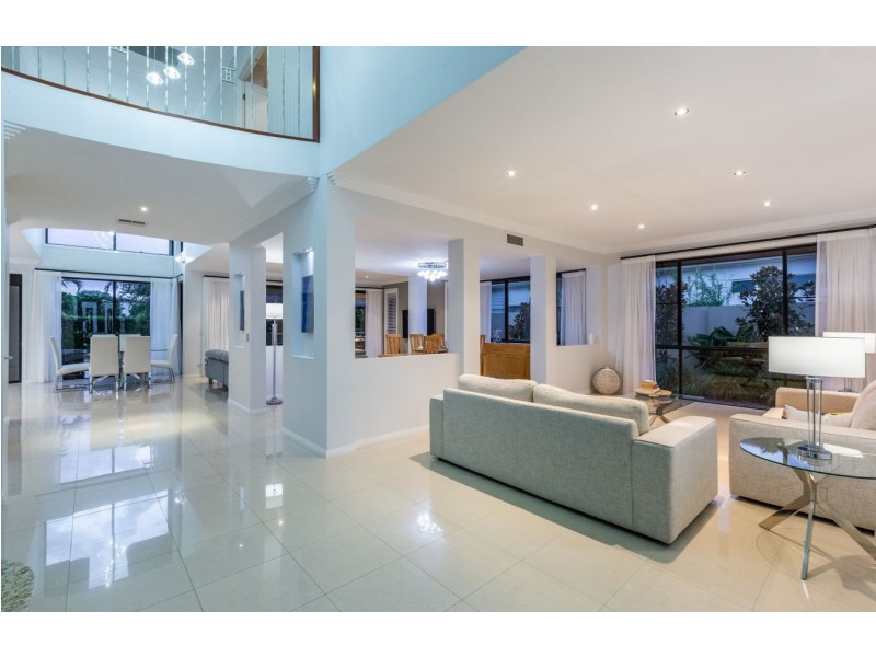 2097 The Circle, Sanctuary Cove QLD 4212