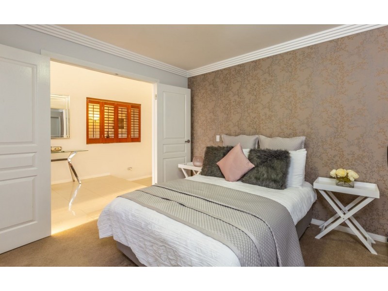 2097 The Circle, Sanctuary Cove QLD 4212