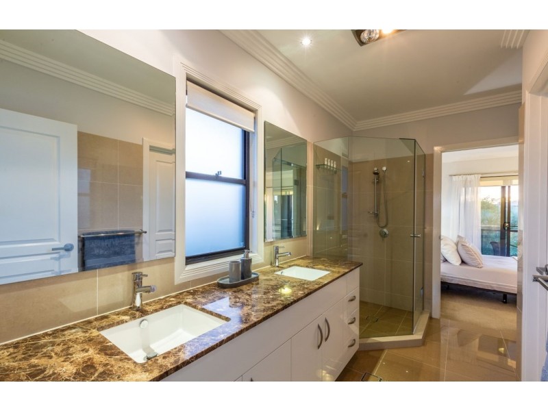 2097 The Circle, Sanctuary Cove QLD 4212
