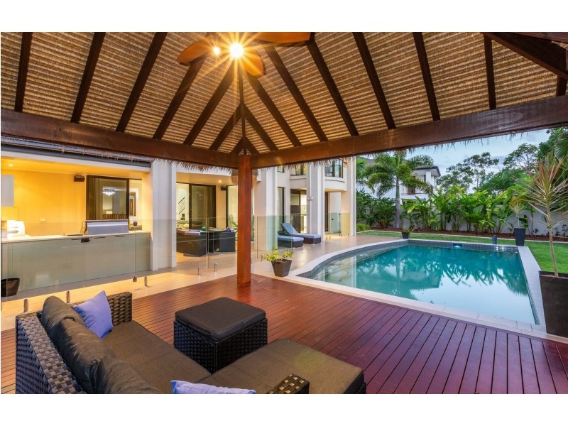 2097 The Circle, Sanctuary Cove QLD 4212