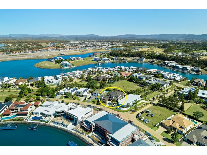 2097 The Circle, Sanctuary Cove QLD 4212