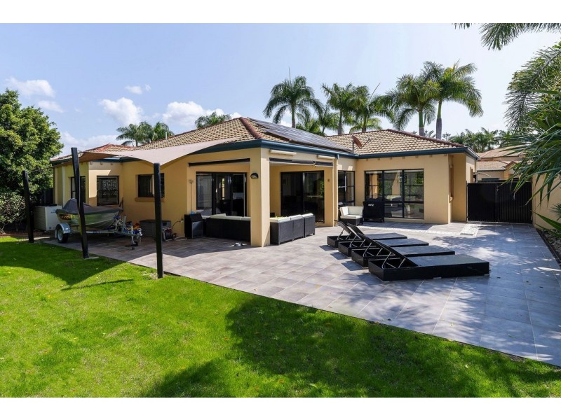3288 Palladian Drive, Hope Island QLD 4212