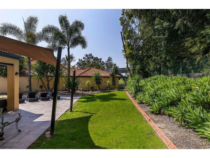 3288 Palladian Drive, Hope Island QLD 4212