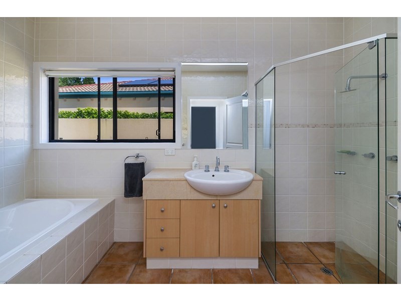 3288 Palladian Drive, Hope Island QLD 4212