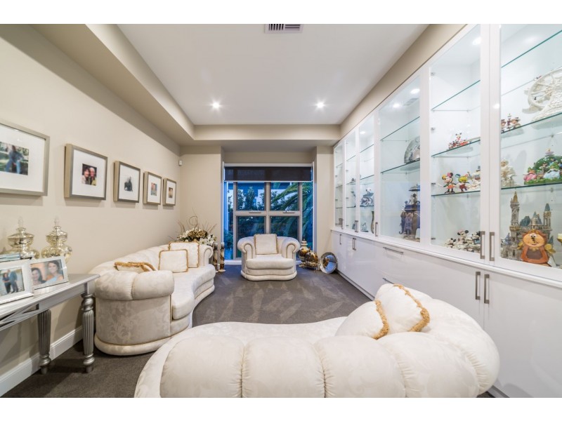 2252 Banksia Lakes Drive, Sanctuary Cove QLD 4212