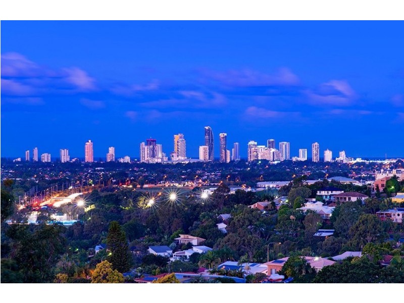 34 John Francis Drive “Panorama Residences”, Carrara QLD 4211