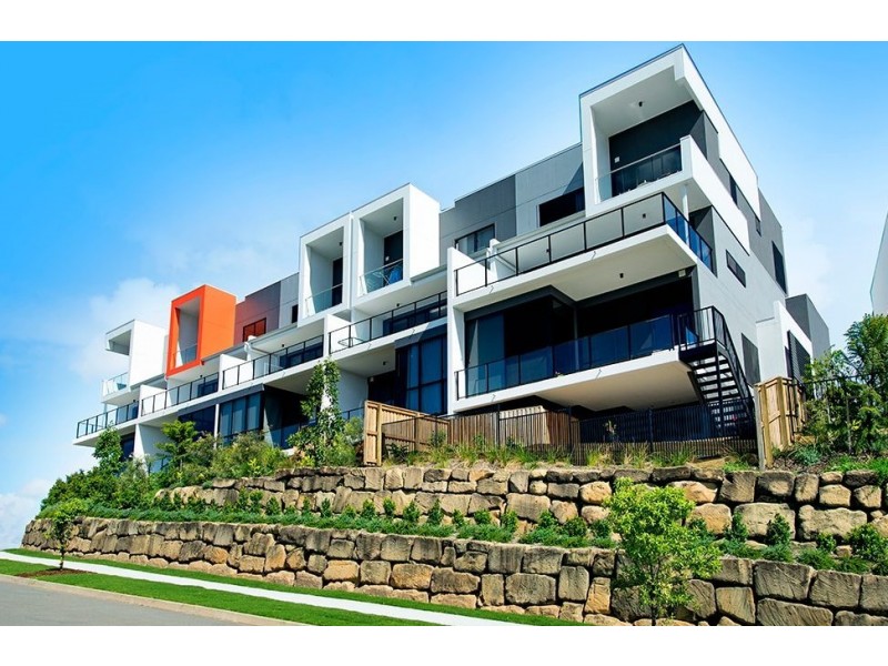 34 John Francis Drive “Panorama Residences”, Carrara QLD 4211