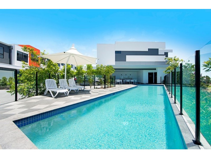34 John Francis Drive “Panorama Residences”, Carrara QLD 4211