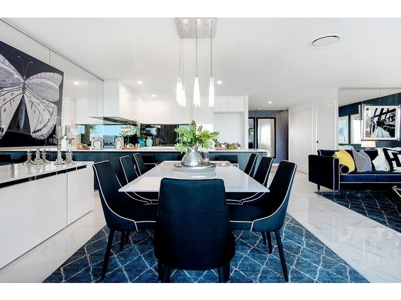 34 John Francis Drive “Panorama Residences”, Carrara QLD 4211