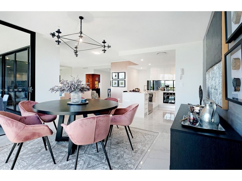 34 John Francis Drive “Panorama Residences”, Carrara QLD 4211