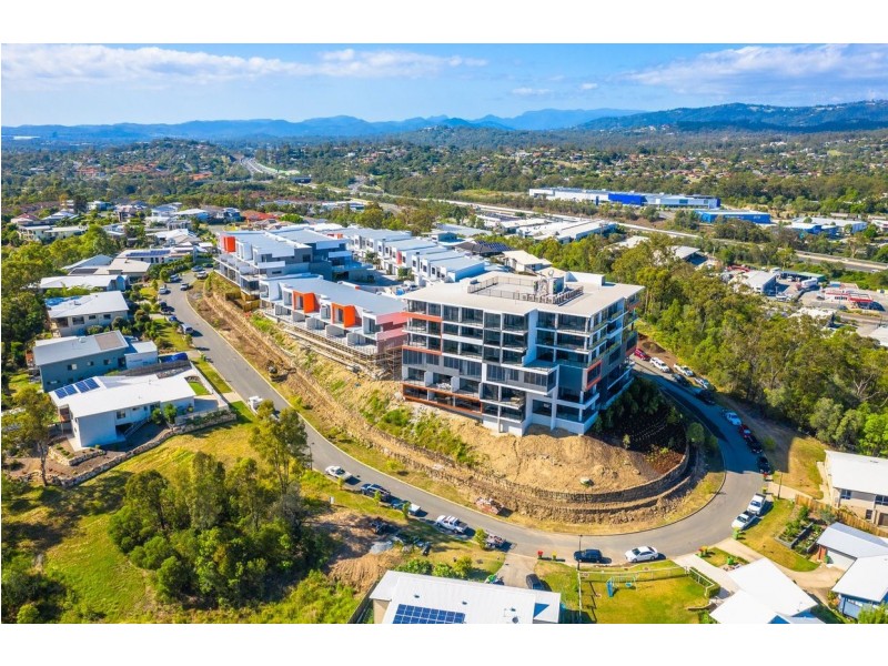 34 John Francis Drive “Panorama Residences”, Carrara QLD 4211
