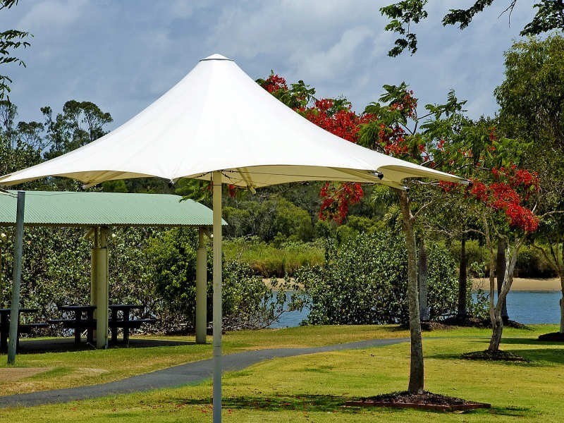 1674 Riverdale Drive, Hope Island QLD 4212