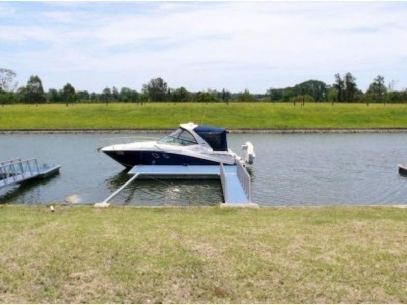 28 Harbourvue Court, Helensvale QLD 4212