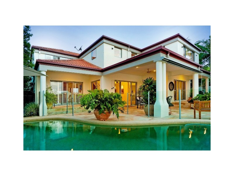 1050 Rosebank Way, Hope Island QLD 4212